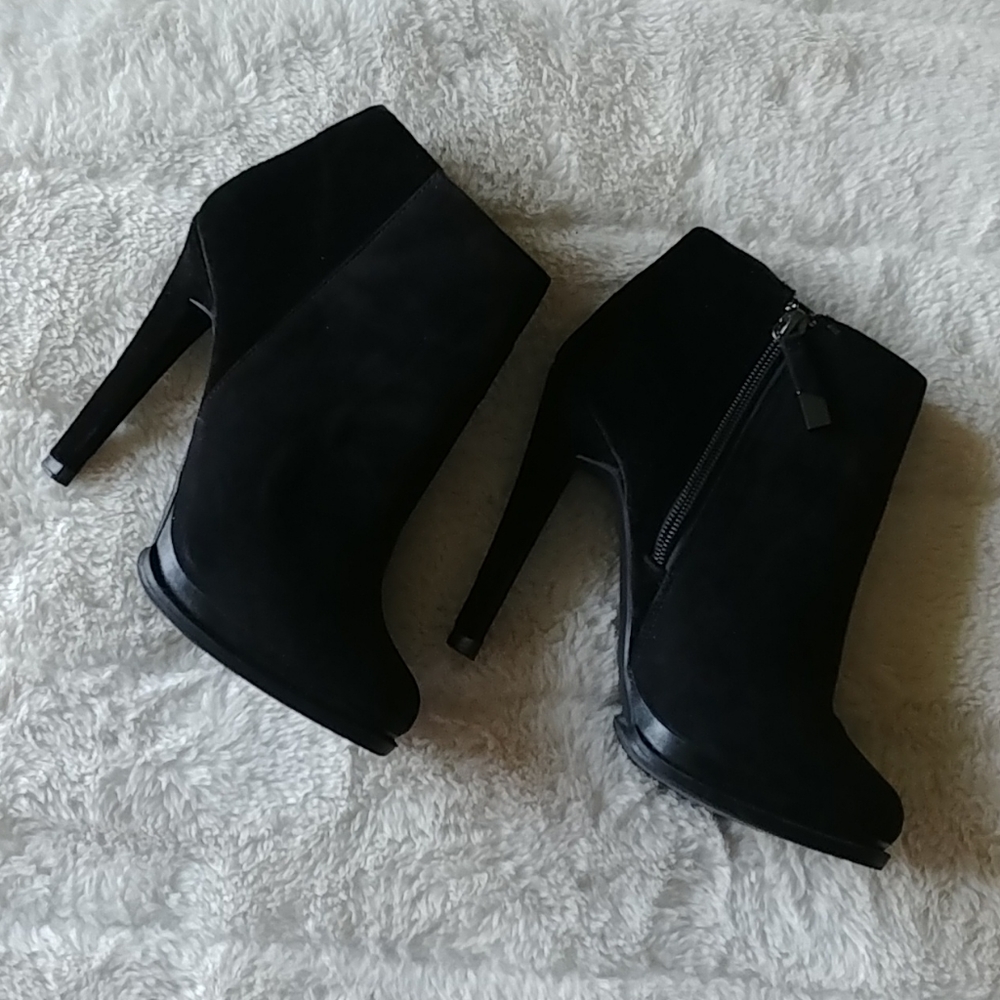 Zara Trafaluc black ankle boots heels Size 37